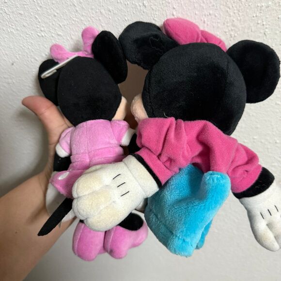 Disney Licensed Minnie Mouse Puppet and Plush Stuffed Animal - Picture 3 of 3